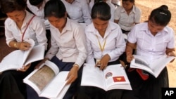 The ministry said in a statement Thursday that students found cheating—through cheat sheets or smartphones or other means—will fail.