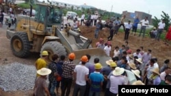 河南商城河凤桥乡征地现场 (当地村民提供)