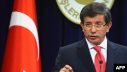Türkiyə xarici işlər naziri Əhməd Davutoğlu 