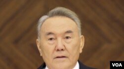 Presiden Kazakhstan Nursultan Nazarbayev