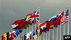 Zastave zemalja članica NATO-a