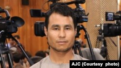 مرکز خبرنگاران افغانستان گفته است که مهدی انصاری سه روز پیش از غرب کابل توسط افراد استخبارات طالبان بازداشت شده و تا کنون از سرنوشت او هیچ خبری نیست.