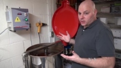 One-Man Chocolate Factory Flourishes