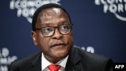 Mwenyekiti wa Jumuiya ya SADC anayemaliza muda wake Rais wa Malawi Lazarus Chakwera.