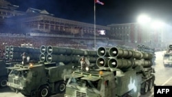 지난 4월 평양 김일성광장에서 열린 창군 90주년 기념 열병식이 열렸다.