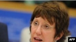 Ketrin Eşton İranı jurnalist həbslərinə görə qınayıb