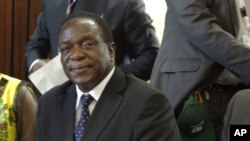 Emmerson Mnangagwa a été nommé vice-président mercredi 10 décembre 2014 lors du congrès de la Zanu PF à Harare, Zimbabwe.