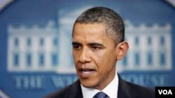 Presiden AS Barack Obama di Gedung Putih mengumumkan dicapainya kesepakatan antara ketua DPR dan Senat untuk meningkatkan pagu utang Amerika (31/7).