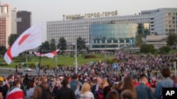 23일 벨라루스 수도 민스크에서 알렉산드르 루카셴코 대통령 취임에 반대하는 대규모 시위가 열렸다.