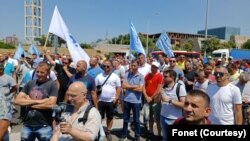 Protest radnika Fijata na autoputu kod Sava centra