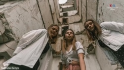 Ուկրաինայում պատերազմի հետևանքով, շրջանավարտները տոնական տրամադրություն չունեն