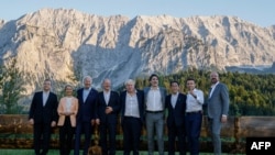 "Katta Yettilik" (G7) yig'ini ishtirokchilari