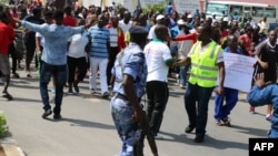 Fin juin, le ministère avait donné deux semaines aux quelque 7.000 enfants des rues recensés ainsi qu'aux milliers de mendiants burundais pour rentrer chez eux. (photo d'illustration)