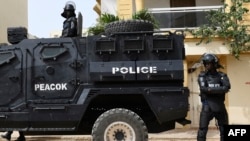 L'opposition chiffre à 200 le nombre de personnes interpellées à travers le pays en lien avec l'interdiction de manifestation.