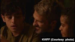 نمایی از فیلم «سندروم تابستان بی‌انتها»