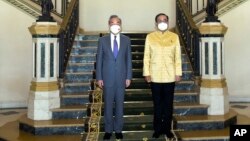 Menteri Luar Negeri China Wang Yi bertemu Perdana Menteri Thailand Prayut Chan-ocha di Bangkok, Thailand 5 Juli 2022 lalu. 