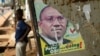 Une affiche de campagne de Peter Obi, alors gouverneur de l'État d'Anambra, dans l'est du Nigeria, sur un mur à Awka, au Nigeria, le 5 février 2010. 
