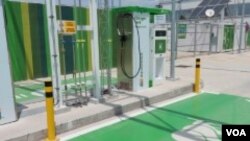A green hydrogen bus depot on an industrial estate of Barcelona, which is the first of its kind in Spain. (Graham Keeley/VOA)