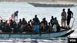 Ispaniyaga dengiz orqali kelayotgan migrantlar