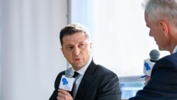 2021년 9월 10일 우크라이나 수도 키예프에서 열린 얄타유럽안보포럼에서 볼로디미르 젤렌스키 우크라이나 대통령이 질문에 답하고 있다.