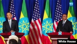 Ethiopian Prime Minister Hailemariam Desalegn and U.S. President Barack Obama hold a joint press conference in Addis Ababa, Ethiopia, July 27, 2015.