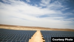 Solar panels are shows at the Azraq refugee camp in Jordan. (IKEA Foundation/Vingaland AB)