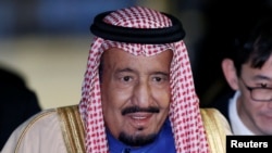 Raja Salman memerintahkan penangkapan dan interogasi atas seorang Pangeran Saudi yang diduga terlibat kasus penyiksaan (foto: dok). 