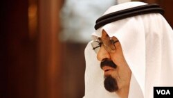 Raja Saudi Arabia, Abdullah menerima gelar gelar Doctor Honoris Causa bidang kemanusiaan dan Iptek dari Universitas Indonesia.