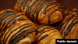 croissants with chocolate