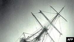 Tàu khoan băng của Nga đang trên đường cứu nạn