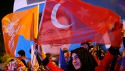 Turkiyadagi o'zbeklar saylovlarga munosabat bildirmoqda