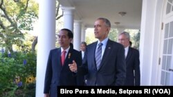 Presiden RI Joko Widodo (kiri) bersama Presiden AS Barack Obama saat berkunjung ke Gedung Putih, Washington DC, Oktober 2015 (Foto: Biro Pers & Media, Setpres RI)