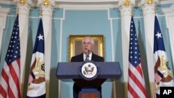 AQSh Davlat kotibi Reks Tillerson AQShning Xalqaro diniy erkinlikka oid 2016-yilgi hisobotini taqdim etdi, 15-avgust, 2017-yil.