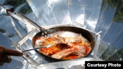 The SunFire parabolic cookers are very good at frying food (Photo: Sunfire)