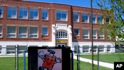 SD Willow Creek di Willow Creek, Montana, 4 Mei 2020.