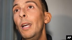 Mhamed Abdeslam da hukumomin Faransa ke nema ruwa a jallo