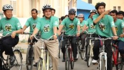 Bicycling Gains Popularity in Los Angeles