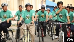 ជិះ​កង់​ដើម្បី​រក​មូលនិធិ​សាងសង់​បណ្ណាល័យ​សាម​គ្គី​នៅ​ខេត្តពោធិ៍សាត់