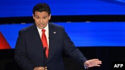 รอน เดอซานติส