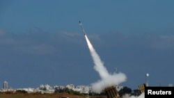 Sistem pertahanan rudal Kubah Besi (Iron Dome) Israel di Ashdod, Israel, 9 Juli 2014 (Foto: dok).