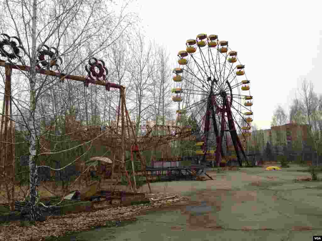 The Ferris wheel in the Pripyat amusement park, now an iconic symbol to a younger generation born after the Chernobyl disaster, thanks to its inclusion in the video game: Call of Duty 4: Modern Warfare, in Pripyat, near the Chernobyl Nuclear Power Plant, Ukraine, March 19, 2014.