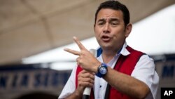 Kandidat Presiden yang juga bekas pelawak TV, Jimmy Morales menjadi favorit kuat memenangkan pilpres di Guatemala (foto: dok).