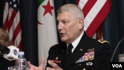 Panglima operasi militer Amerika di Afrika, Jendral Carter Ham (foto:dok).