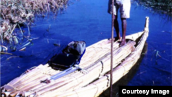 Un bateau en papyrus sur un lac en Ethiopie (Photo John Gaudet) 