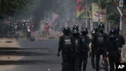 ‘Yan sandan kwantar da tarzoma a Senegal