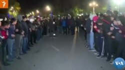 Xorijdan qaytgan sobiq merni O'shda minglab tarafdorlari kutib oldi