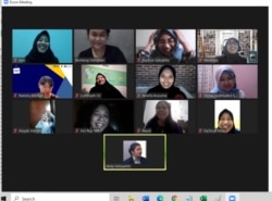 Pertemuan virtual pemeriksa fakta junior MAFINDO yang beranggotakan mahasiswa dari beberapa kampus pada 11 Mei 2021. (Courtesy: MAFINDO)