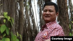 ឧកញ៉ា ទ្រី ភាព ប្រធាន​ក្រុមហ៊ុន​ទ្រីភាពគ្រុប​ (Try Pheap Group) ដែល​ជា​សេដ្ឋី​ខ្មែរ​ដ៏​ល្បី​ឈ្មោះ និង​មាន​ឥទ្ធិពល​មួយ​រូប។ (រូបថត៖Globalwitness.org)