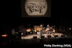 A live recording of Mount Stage Radio in Elkins, West Virginia, with Tom Paxton.