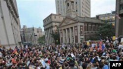 Amerikaliklar yirik bizneslar va siyosatga qarshi bosh ko'tarmoqda